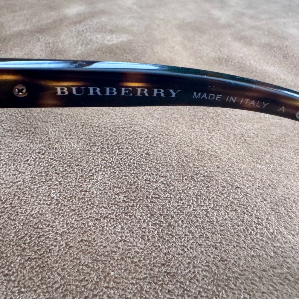 Burberry Tortoise Shell Sunglasses - Picture 7 of 8